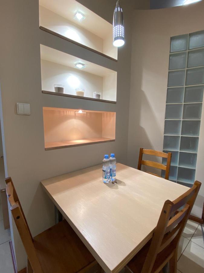Klimatyczny Apartament Przy Rynku Wrocław Exterior foto