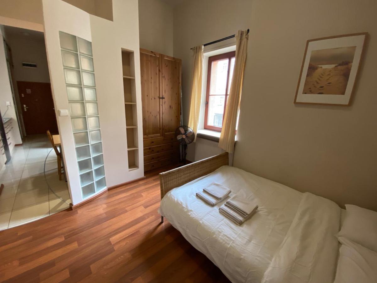 Klimatyczny Apartament Przy Rynku Wrocław Exterior foto